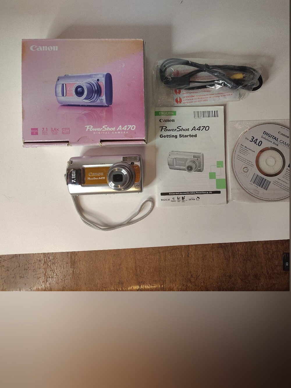 Canon PowerShot A470 Digital Camera Orange w/ Accessories  & SD Card